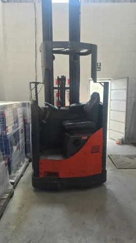 Empilhadeira eletrica Linde 1700 kg