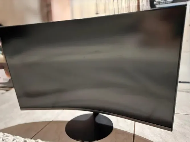 Monitor Samsung curvo 32"