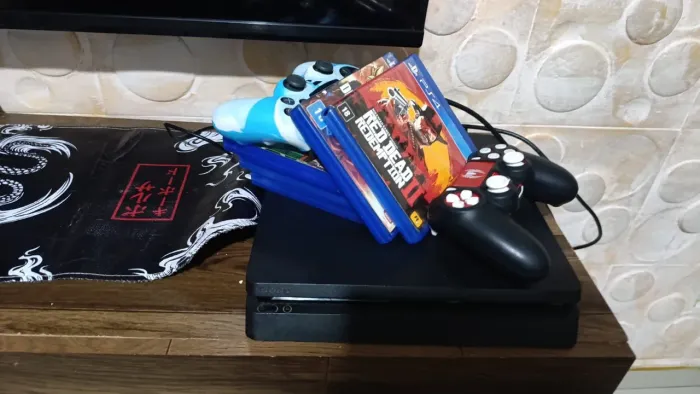PS4