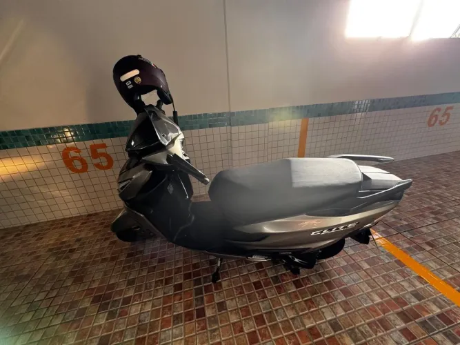 Honda elite