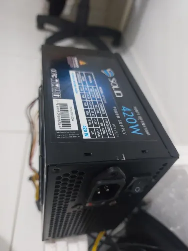 Fonte de Alimentação para Computador (Desktop) Solid 420W