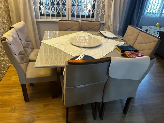 Mesa jantar quadrada 8 cadeiras