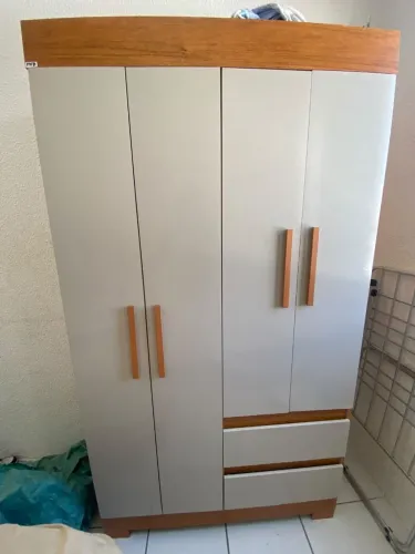 GUARDA ROUPA