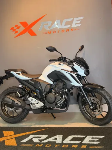 Yamaha FZ25