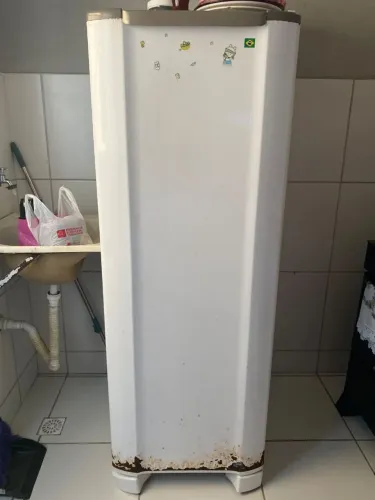 Geladeira com defeito no congelador