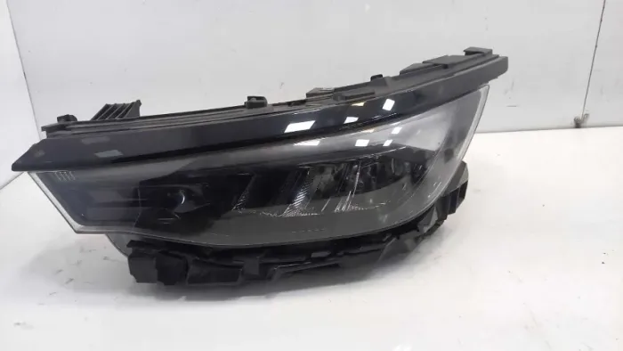 FAROL ESQ LED - FIAT FASTBACK 2025