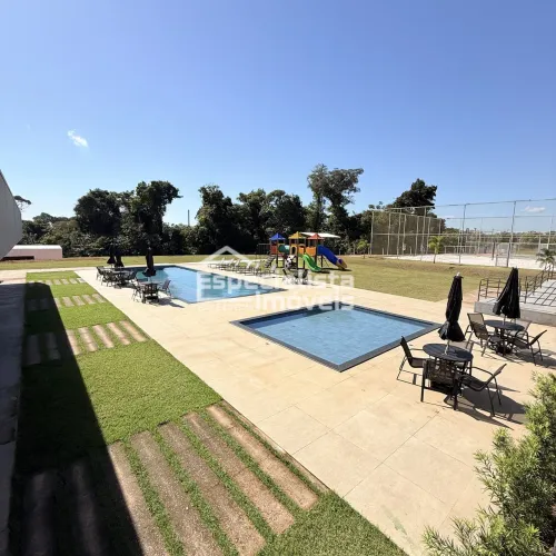 CASA LINDA E NOVA 3 SUÍTES COND. COMPLETO R$ 899 MIL