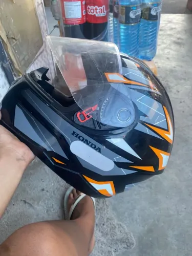 Capacete de moto honda