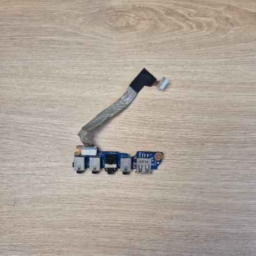 Placa Auxiliar USB Áudio Avell G1512 New 6-71-P1558-D02 Original
