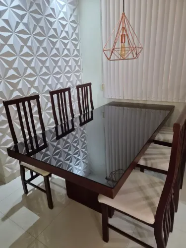 Vendo Mesa 6 cadeiras