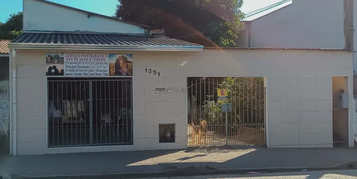 Casa comercial à venda em Sorocaba-SP, Parque Vitória Régia: 3 quartos, 1 suíte, 1 sala, 2