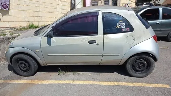 Ford KA 1.0i 3P 2005