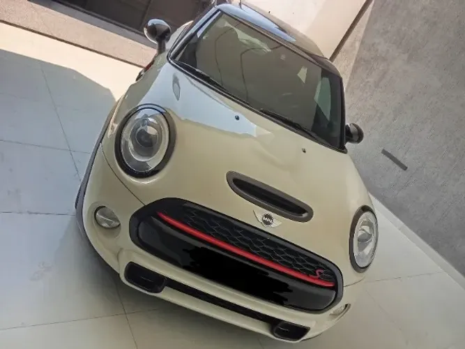 Mini Cooper S 2.0 Turbo 16V 3P Aut. 2015