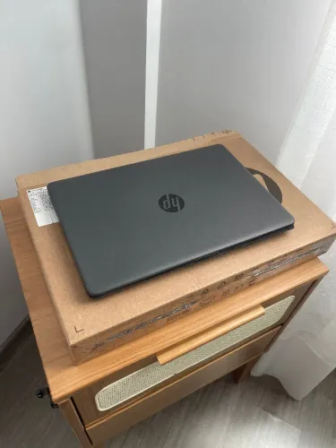 Notebook HP - igual novo - i3 e SSD
