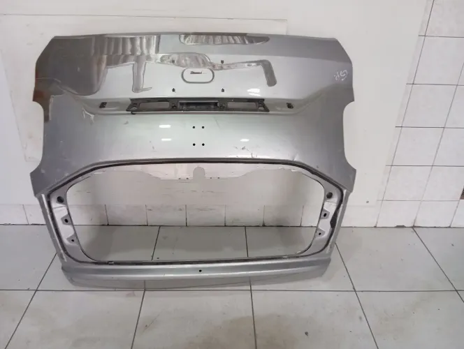 Tampa Traseira Renault Duster 2021 2022 2023 2024 Original