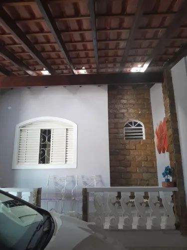 Vende-se casa terrea
