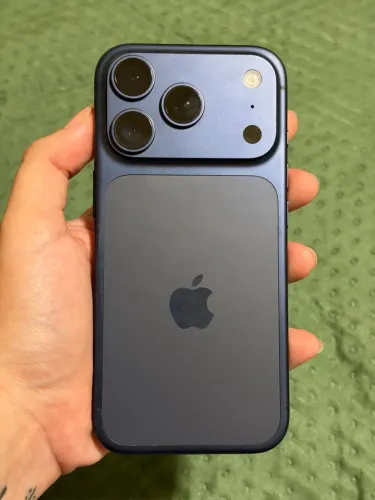 iPhone 17 pro 256gb usado