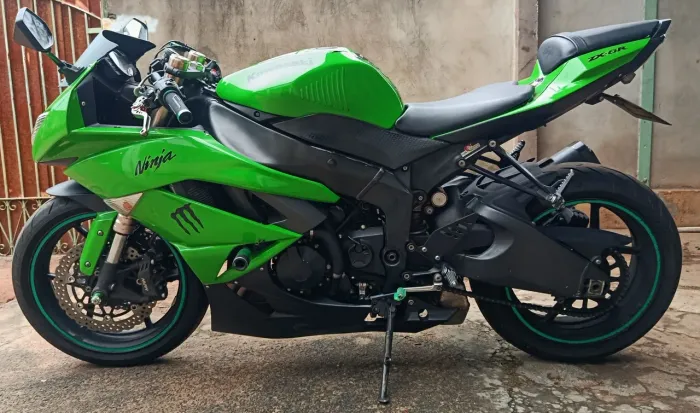 Kawasaki zx6 2010
