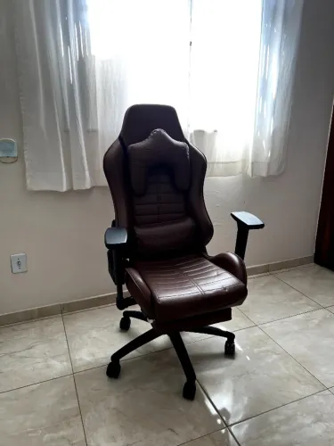 CADEIRA GAMER E ESCRITÓRIO XT RACER PLATINUM W MARROM