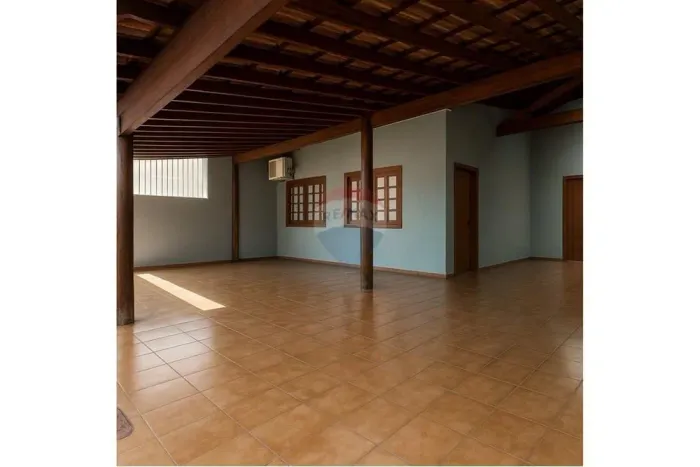CASA ESPAÇOSA E BEM LOCALIZADA  TAGUATINGA NORTE (QNA 24)