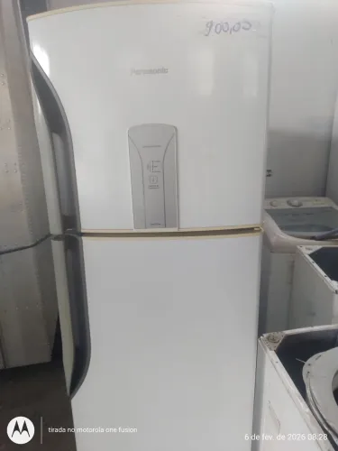 REFRIGERADOR PANASONIC 360L