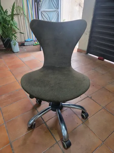 Cadeira Giratória de Escritório