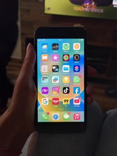 iPhone 8 Plus