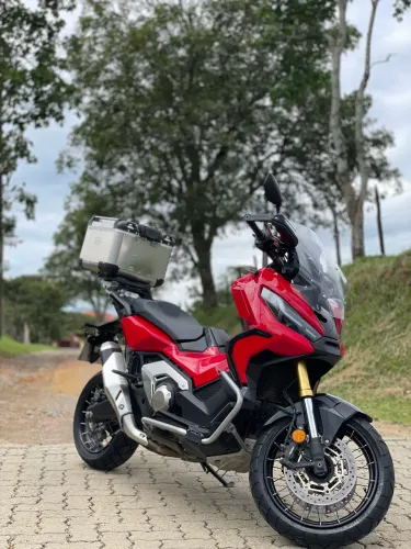 Vendo Xadv 750 2022 impecável