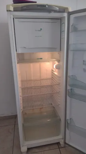 Geladeira Consul CRD39ABANA 342L - Ótimo estado