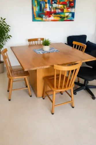 Mesa de jantar madeira maciça