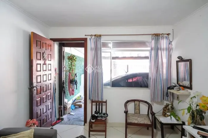 Casa de 270m² com 4 Dormitórios em São Caetano do Sul - Próxima ao Parque Chico Mendes