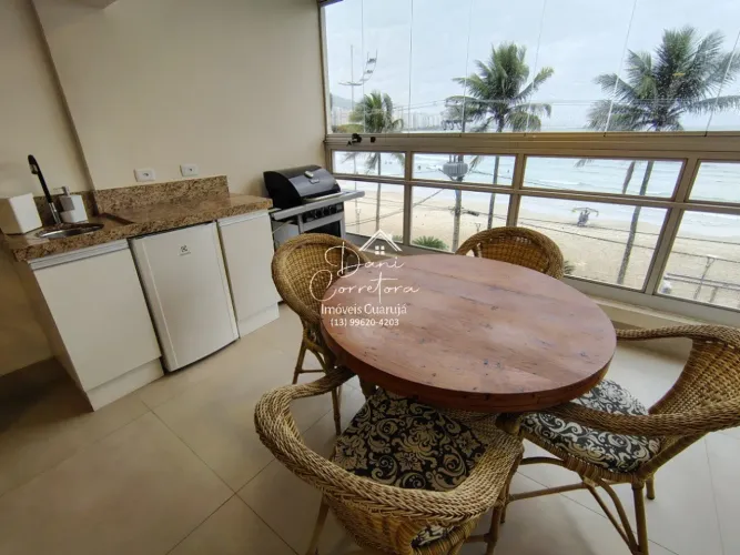 Apartamento reformado frente mar nas Astúrias, Guarujá-SP: 3 suítes, 2 salas, 5 banheiros,