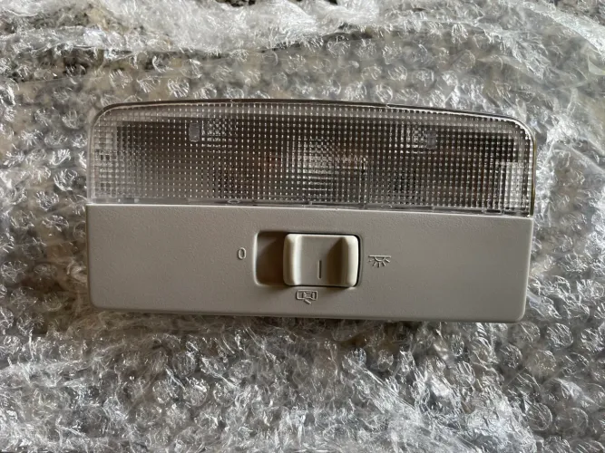 Lanterna luz teto cortesia GOL G8 Volkswagen original - 6Q0947105M