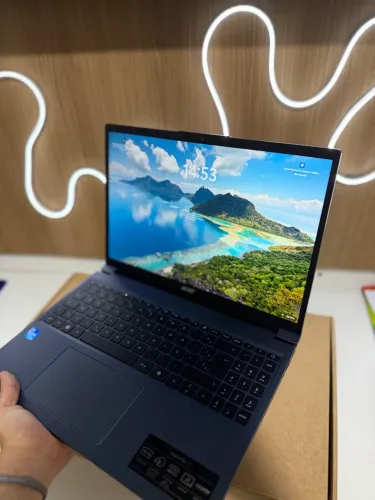 Notebook Acer Novissimo