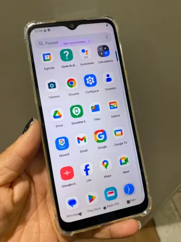 Celular Motorola moto e13