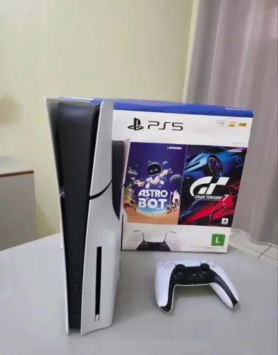 Ps5 slim com leitor de mídia física lacrado