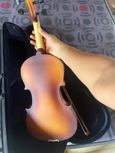 Violino, usado duas vezes 