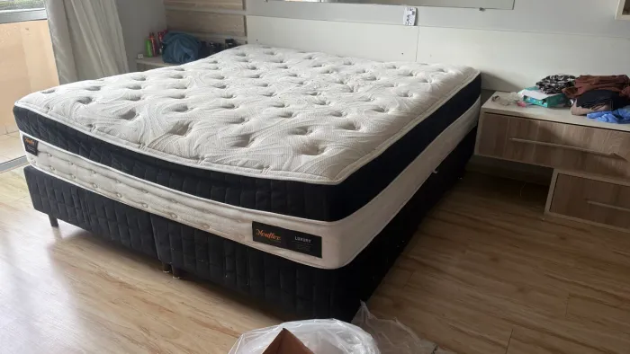 Jogo de cama King em bom estado
