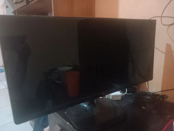 Vendo monitor ultrawide da LG 24 polegadas