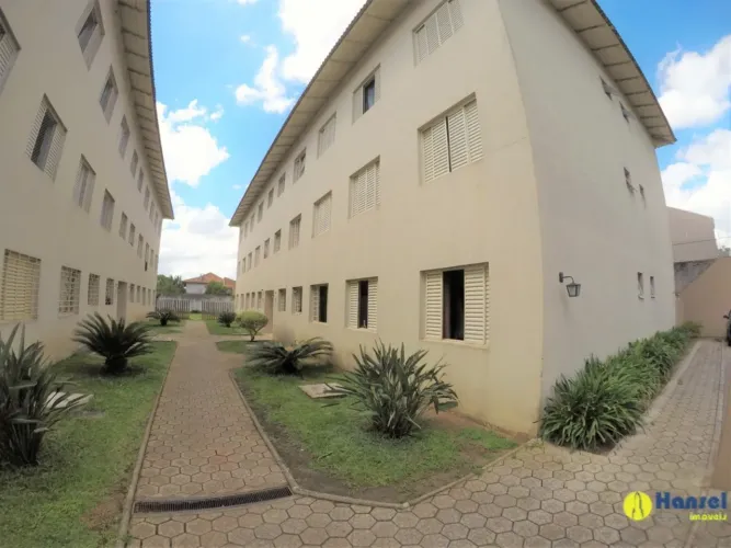Apartamento com 3 quartos para alugar por R$ 1500.00, 75.00 m2 - XAXIM - CURITIBA/PR