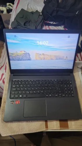 Notebook Acer Aspire A315-23GAMD Ryzen 5 3500U  20 GB Ram e 1TB 