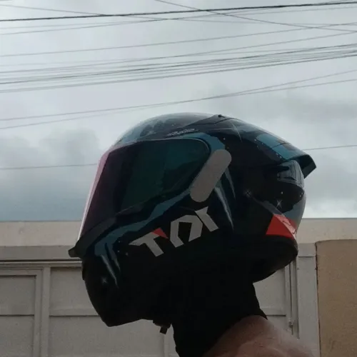 Capacete kyt tt