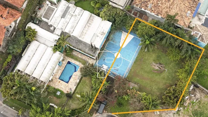Terreno à venda, 659 m² por R$ 690.000,00 - Jardim Passárgada I - Cotia/SP