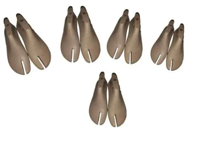 As formas são 5 pares 33 34 35 36 37<br> calçados, especificamente chinelo ou rasteirinhas,