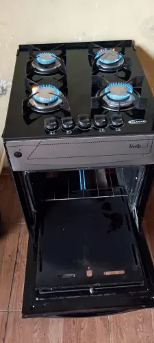 Vendo esse fogão manual tudo funcionando perfeitamente bocas e forno ótimo 