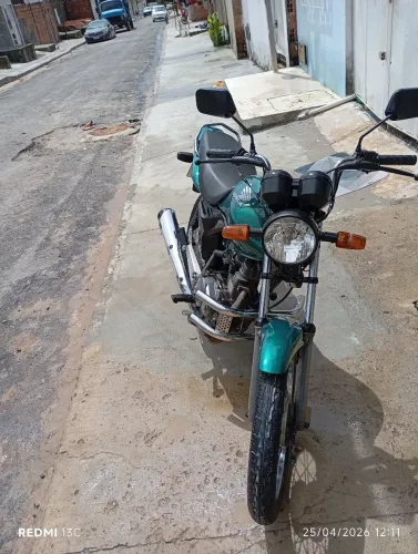 Vendo essa linda moto no precinho