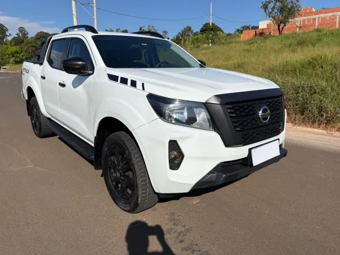 Nissan Frontier Attac.cd 4X4 2.3 Bi-TB Die. AUT 2023