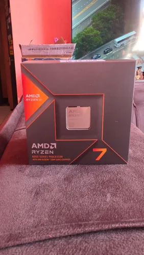Processador AMD Ryzen 7 8700G