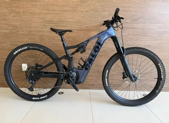 Caloi Peak Carbon (Tam M) 1900km