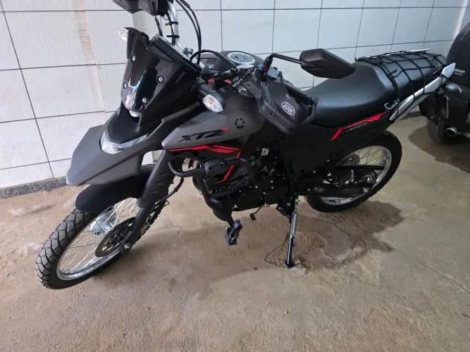 Moto  muito  nova!